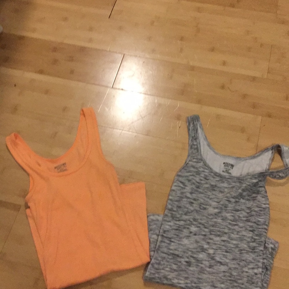 Two extra small mossimo tanks